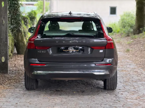 Volvo XC 60 2.0 T6 PHEV Inscription Expression AWD 6