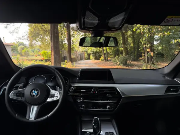 BMW 520 d Auto 12