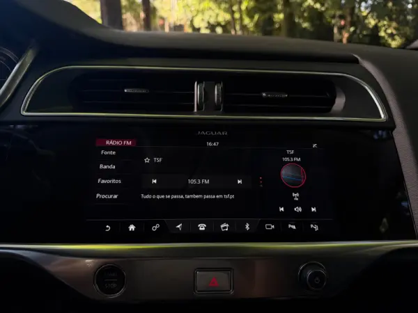 Jaguar I-Pace EV400 R-Dynamic HSE AWD 37