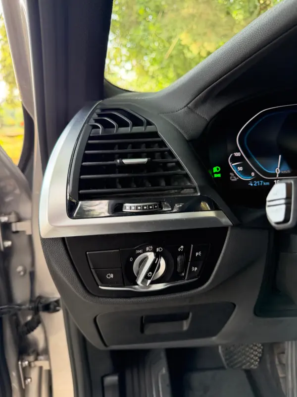 BMW iX3 M Sport Impressive 23