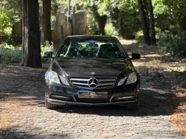 Mercedes-Benz E 220 (BlueTEC) d 9G-TRONIC 3