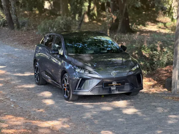 MG MG4 4 EV 64kWh XPower 1