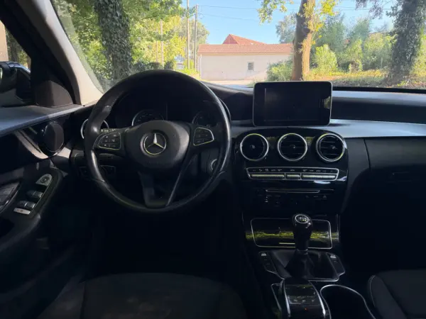 Mercedes-Benz C 200 d Avantgarde 13