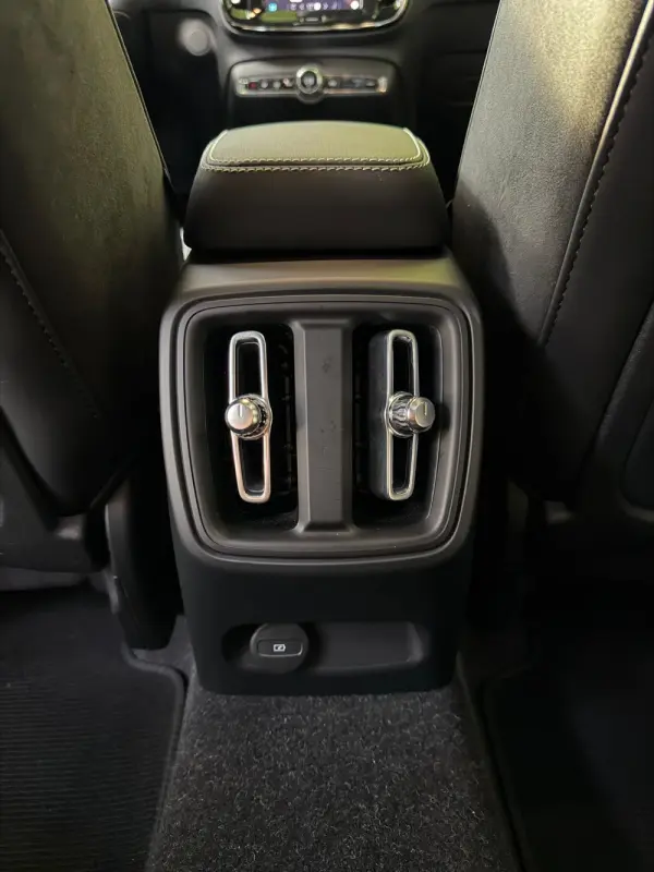 Volvo C40 Recharge Ultimate 29