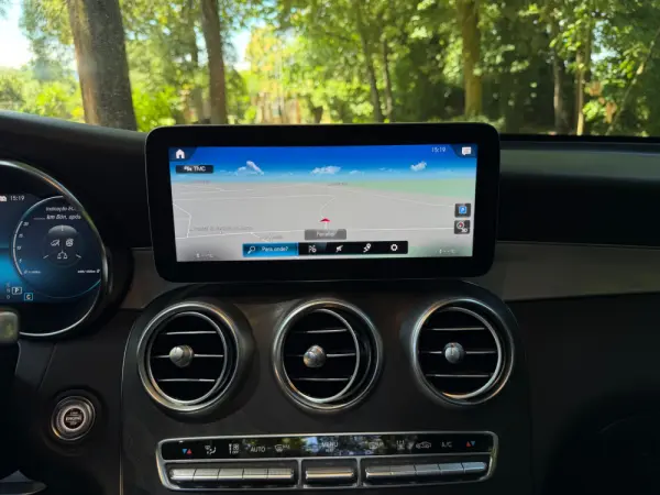 Mercedes-Benz GLC 300 de Coupé 4Matic 23