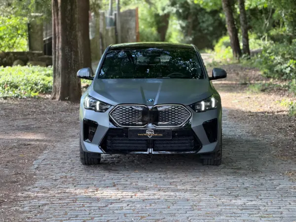 BMW iX2 xDrive30 Pack Desportivo M Pro 2