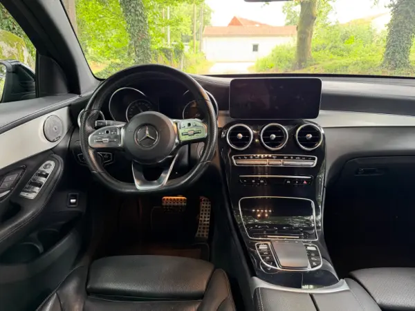 Mercedes-Benz GLC 300 de Coupé 4Matic 12