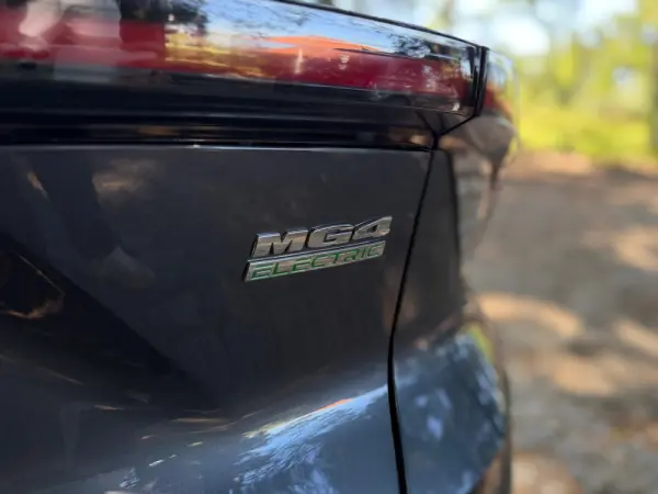 MG MG4 4 EV 64kWh XPower 11