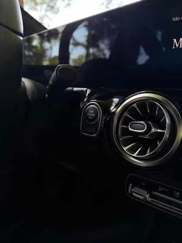 Mercedes-Benz GLA 250 e 8G-DCT Special Edition 37