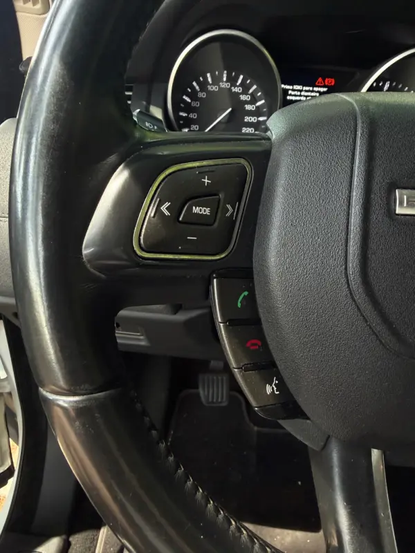 Land Rover Range Rover Evoque 15