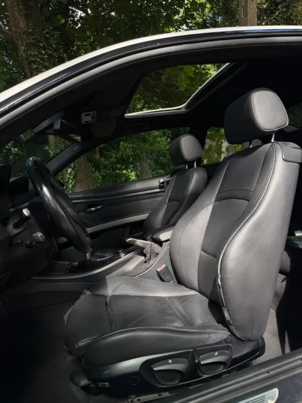 BMW 320 d Coupe 32