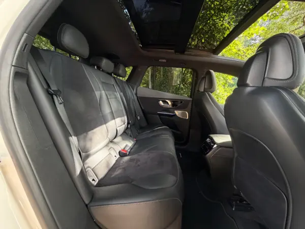 Mercedes-Benz EQE SUV 350 4Matic Edition 47