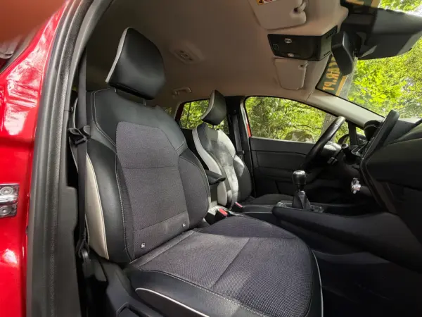 Renault Captur 1.0 TCe Exclusive 41