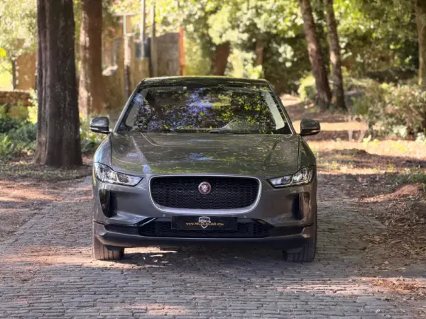 Jaguar I-Pace EV400 R-Dynamic HSE AWD 3