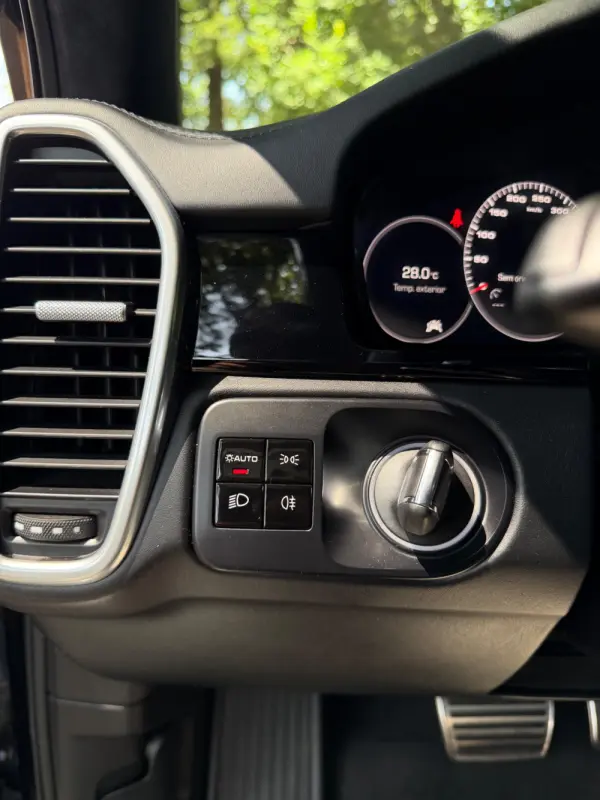 Porsche Cayenne Turbo 30