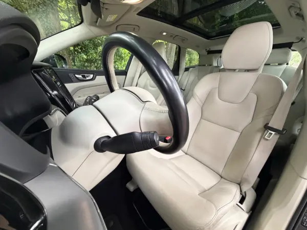 Volvo XC 60 2.0 T6 PHEV Inscription Expression AWD 27