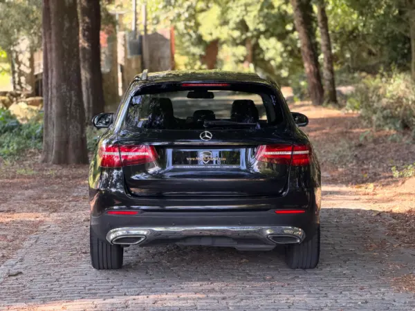 Mercedes-Benz GLC 220 d 4Matic 9G-TRONIC AMG Line 59