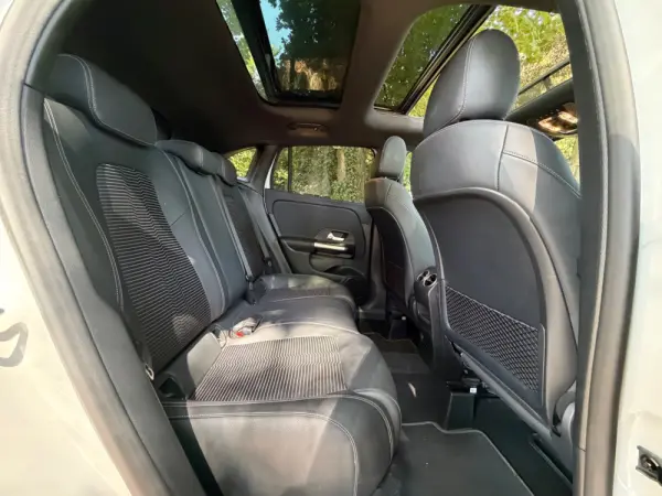 Mercedes-Benz GLA 250 e 8G-DCT Special Edition 56