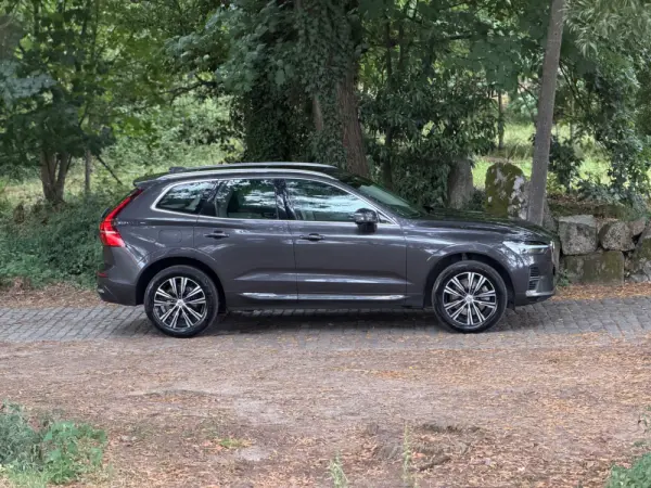 Volvo XC 60 2.0 T6 PHEV Inscription Expression AWD 8