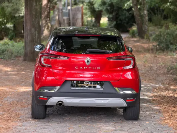 Renault Captur 1.0 TCe Exclusive 6