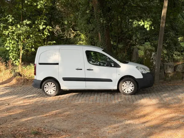 Citroen Berlingo 1.6 BlueHDi Feel 27