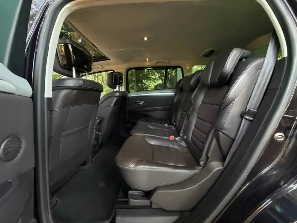 Renault Espace 1.6 dCi Initiale Paris EDC 41