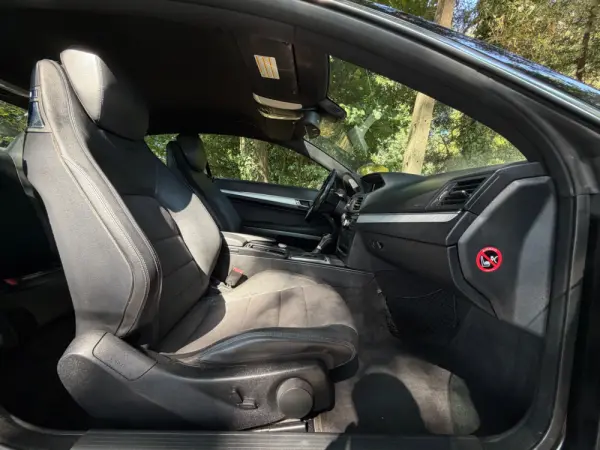 Mercedes-Benz E 220 (BlueTEC) d 9G-TRONIC 48