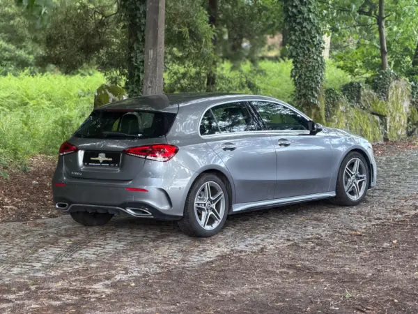 Mercedes-Benz A 180 d AMG Line Aut. 36