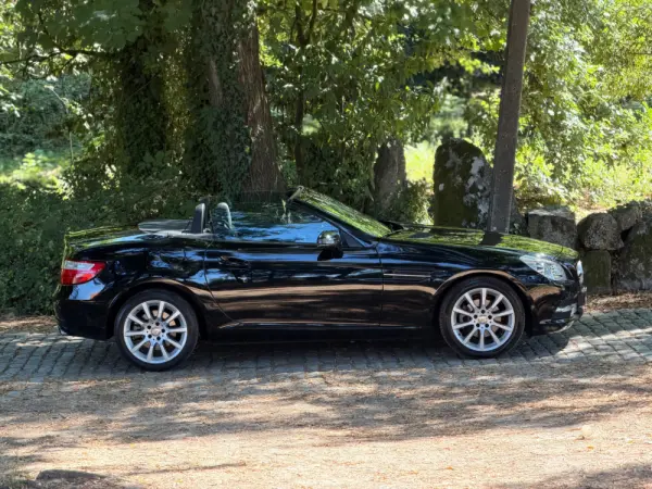 Mercedes-Benz SLK 200 Outro 60