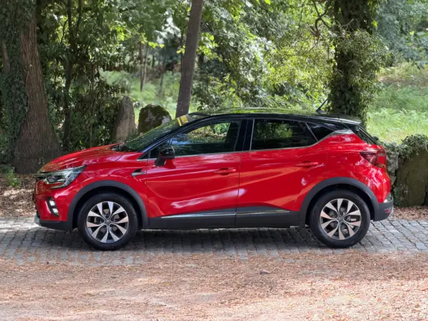 Renault Captur 1.0 TCe Exclusive 10
