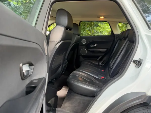 Land Rover Range Rover Evoque 27