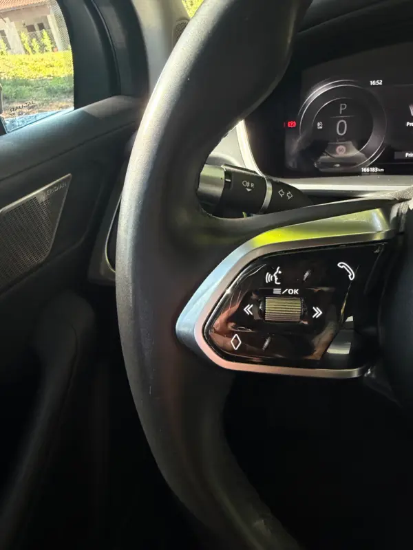 Jaguar I-Pace EV400 R-Dynamic HSE AWD 24
