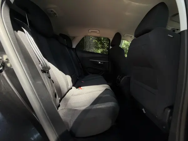 Peugeot 3008 1.2 PureTech Allure Pack EAT8 55