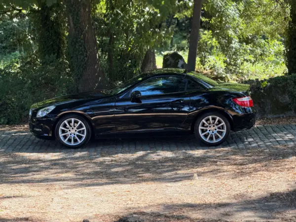 Mercedes-Benz SLK 200 Outro 62