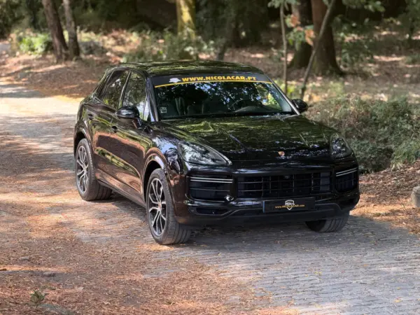 Porsche Cayenne Turbo 2