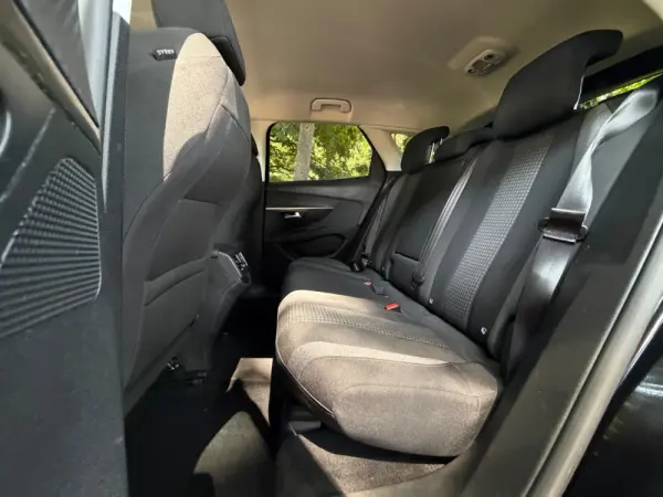 Peugeot 3008 1.2 PureTech Allure Pack EAT8 48