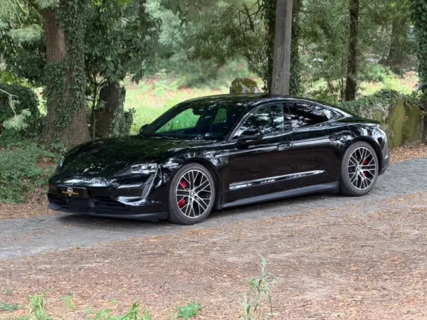 Porsche Taycan 4S Bateria Performance Plus 40