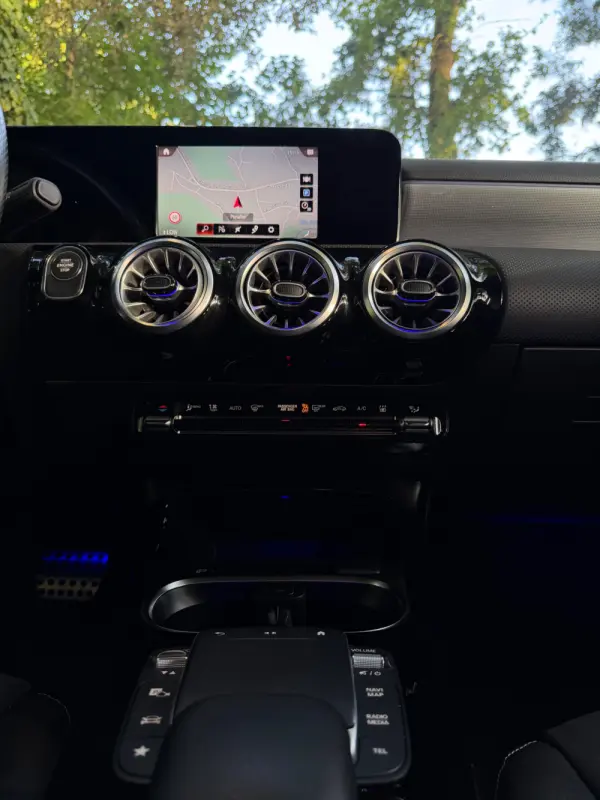 Mercedes-Benz CLA 250 e 8G-DCT Edition AMG Line 20