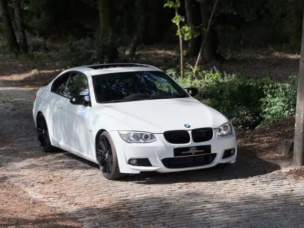 BMW 320 d Coupe 2