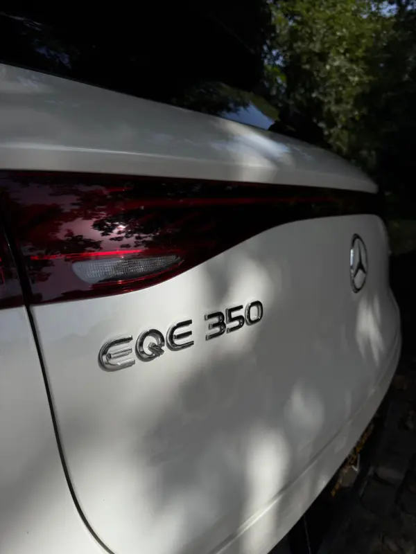 Mercedes-Benz EQE SUV 350 4Matic Edition 13