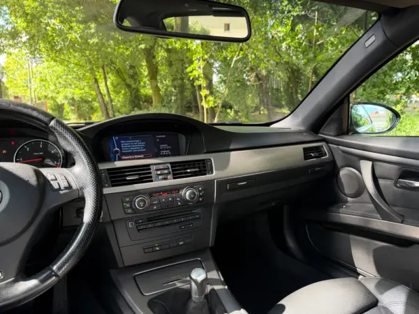 BMW 320 d Coupe 14