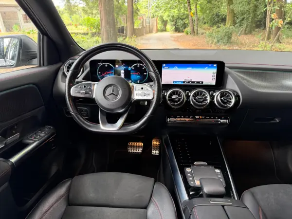 Mercedes-Benz EQA 250 AMG Line 13