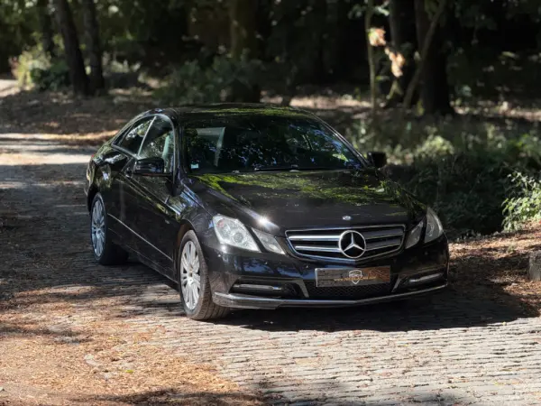Mercedes-Benz E 220 (BlueTEC) d 9G-TRONIC 2
