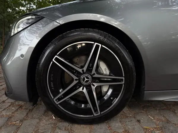 Mercedes-Benz C 220 Station d 9G-TRONIC AMG Line 10