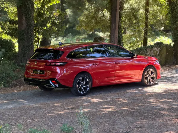 Peugeot 308 SW 1.2 PureTech Allure Pack EAT8 41