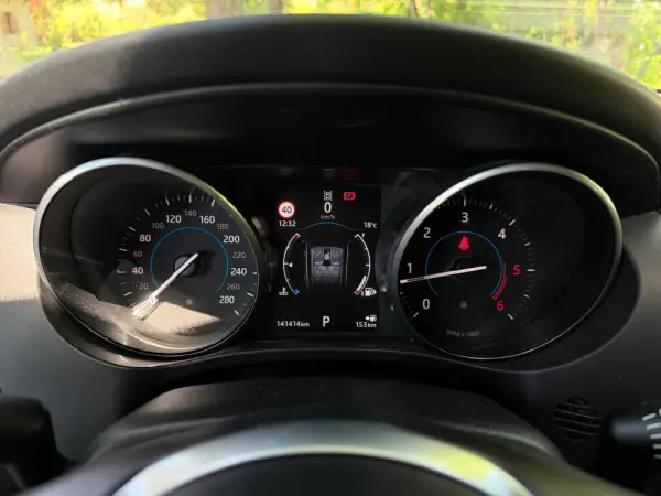 Jaguar F-Pace 2.0 i4D Portfolio AWD Aut. 19