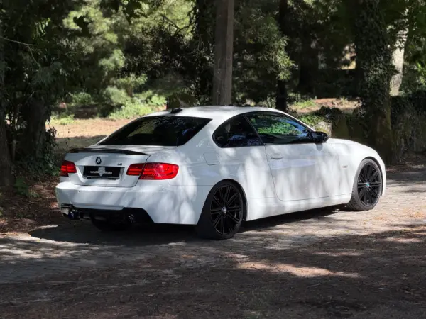 BMW 320 d Coupe 7