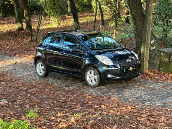 Toyota Yaris 1.0 VVT-i High Pack MM 34