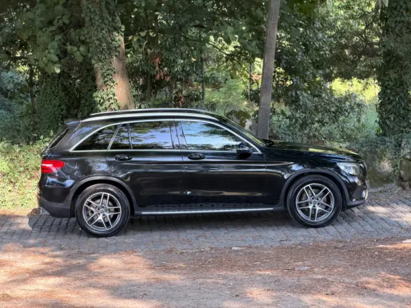 Mercedes-Benz GLC 220 d 4Matic 9G-TRONIC AMG Line 8