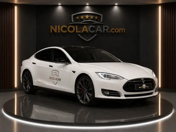 Tesla Model S 90D 1